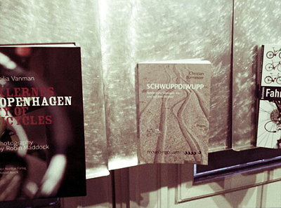 Schwuppdiwupp hinter Glas in Wien Schwuppdiwupp in Vitrine